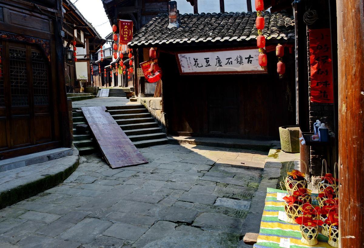 逃出田园庭院